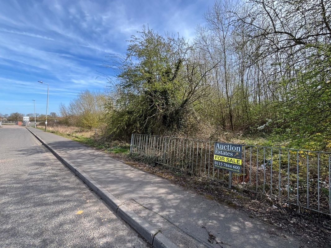10 Parcels of Land off Waterside Road, Hilltop Road & Tuxford Road, Hamilton, Leicester, LE5 1TL