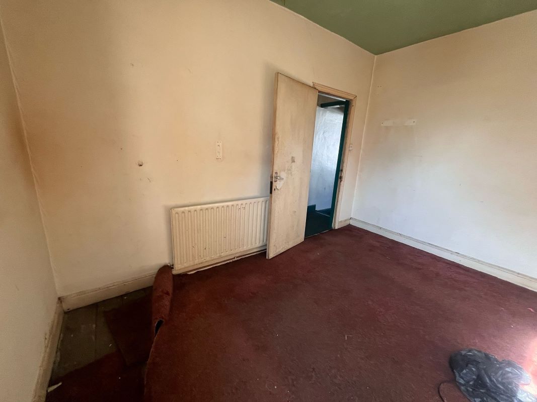 24 Whittier Road, Nottingham, NG2 4AS