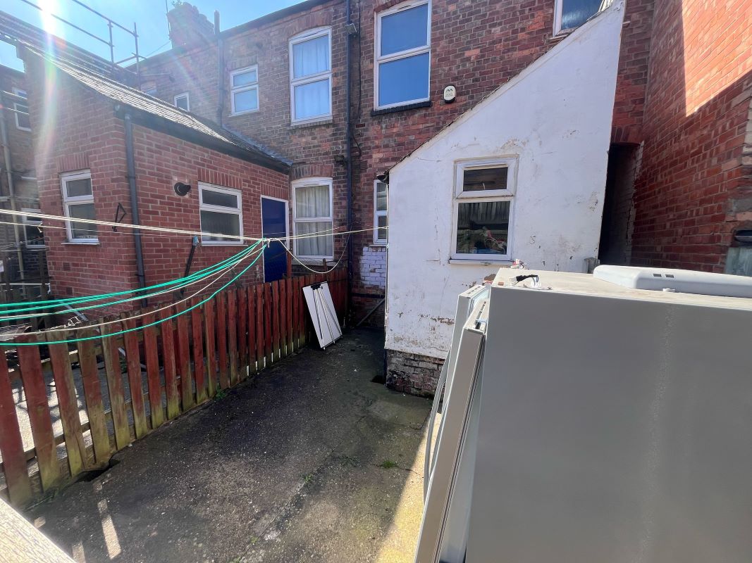 8 Lyndhurst Road, Nottingham, NG2 4FW