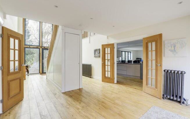 146 Lambley Lane, Burton Joyce, Nottingham, NG14 5BN