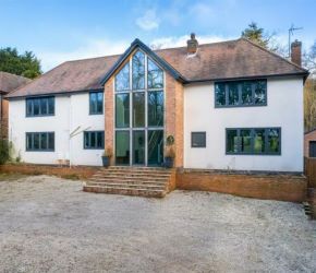 146 Lambley Lane, Burton Joyce, Nottingham, NG14 5BN