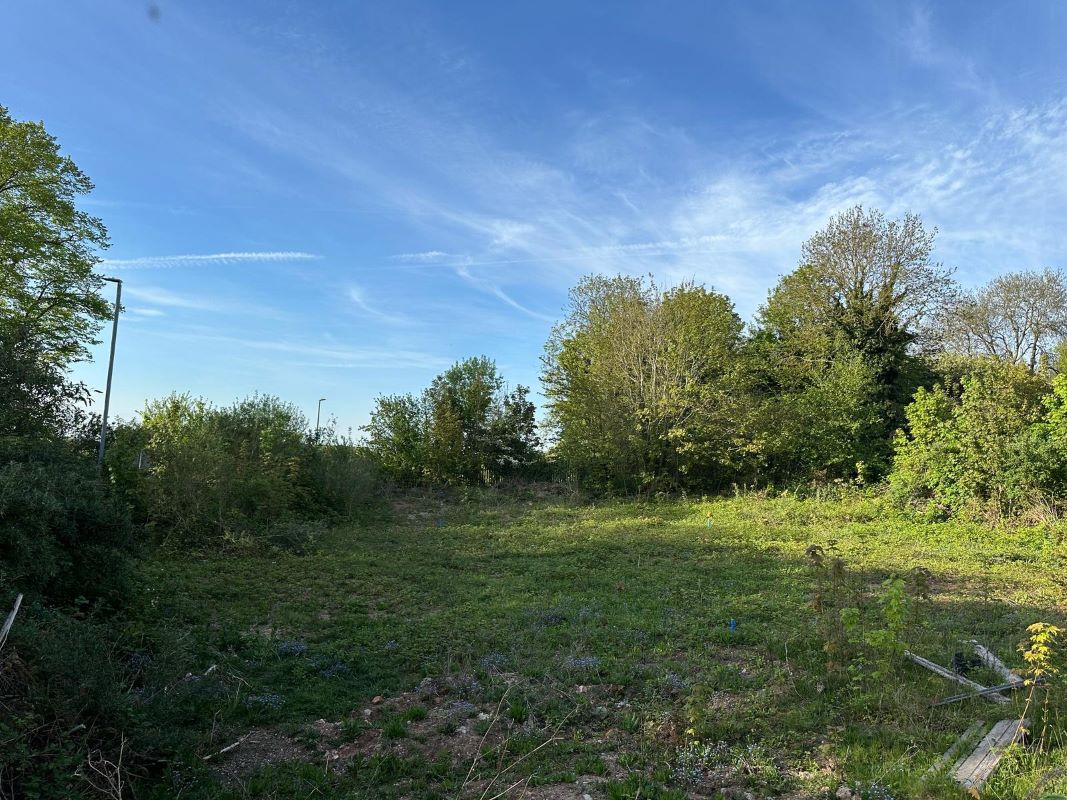 Development Land off Beacon Hill Road, Newark, Nottinghamshire, NG24 2JH