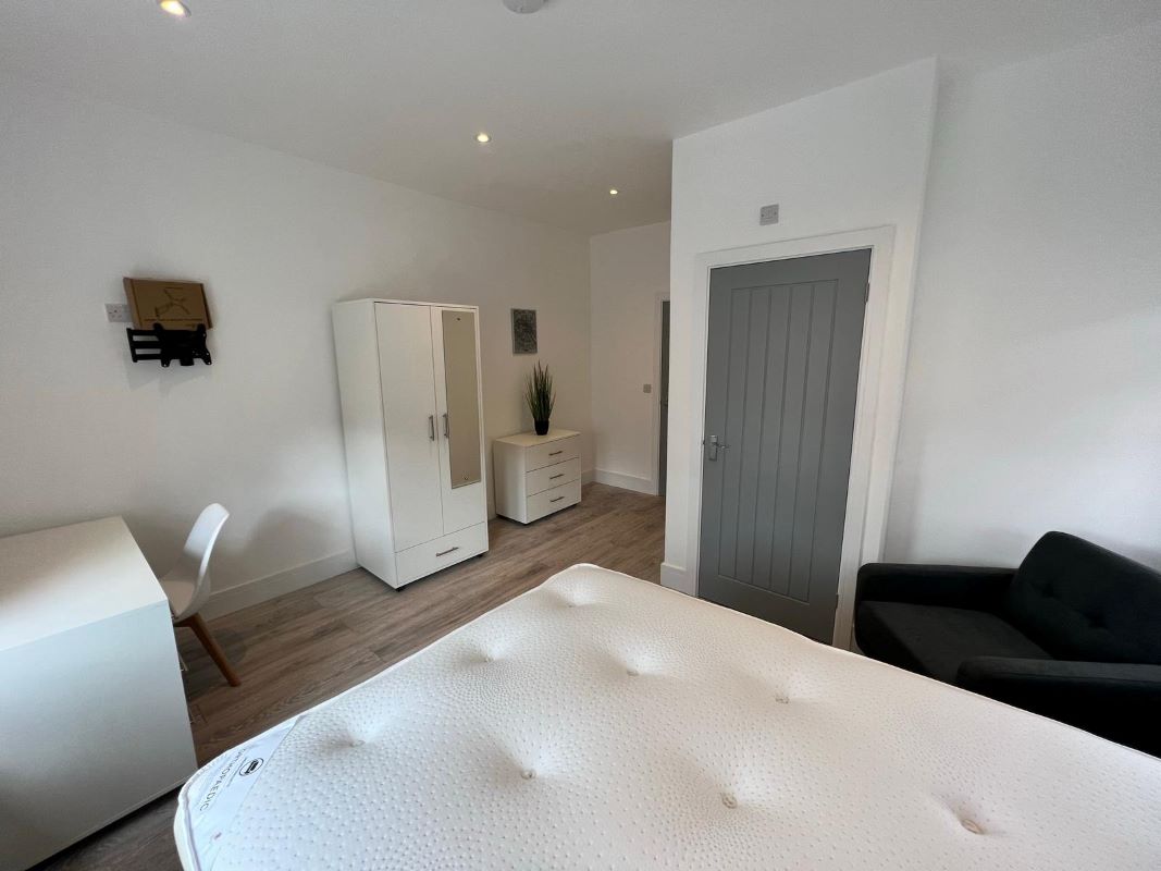 18 Main Street, Long Eaton, Nottingham, NG10 1GR