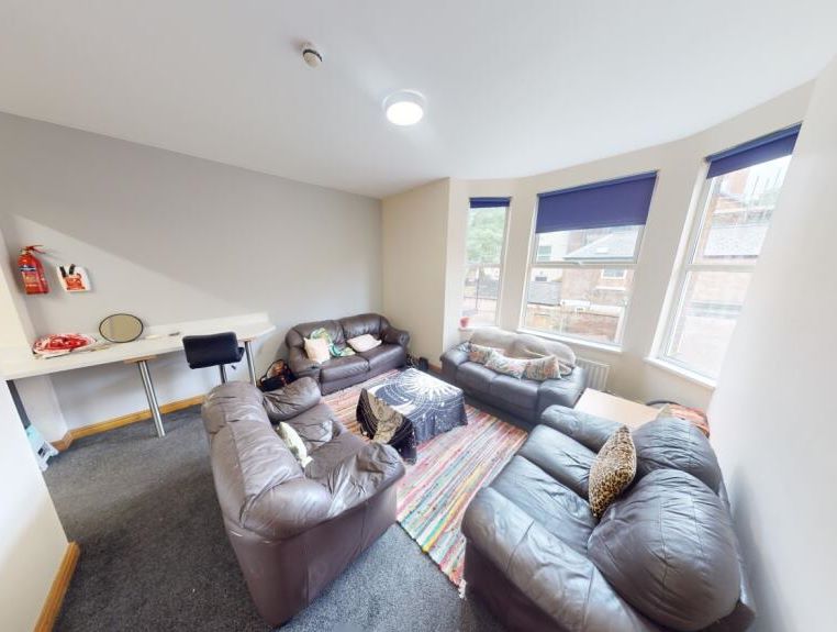 5 Burns Street, Nottingham, NG7 4DS
