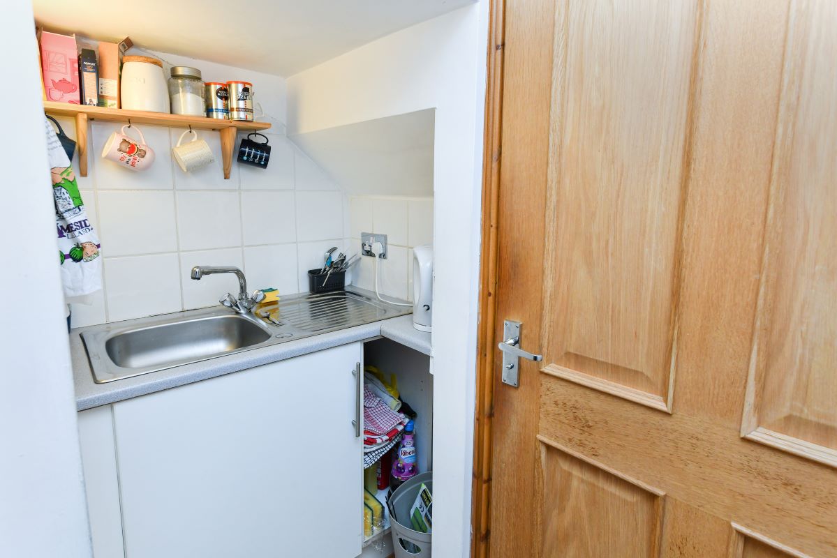 23-25 Lombard Street, Newark, Nottinghamshire, NG24 1XG