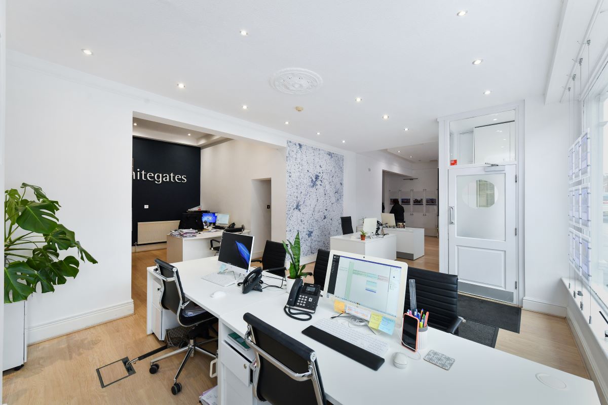 23-25 Lombard Street, Newark, Nottinghamshire, NG24 1XG