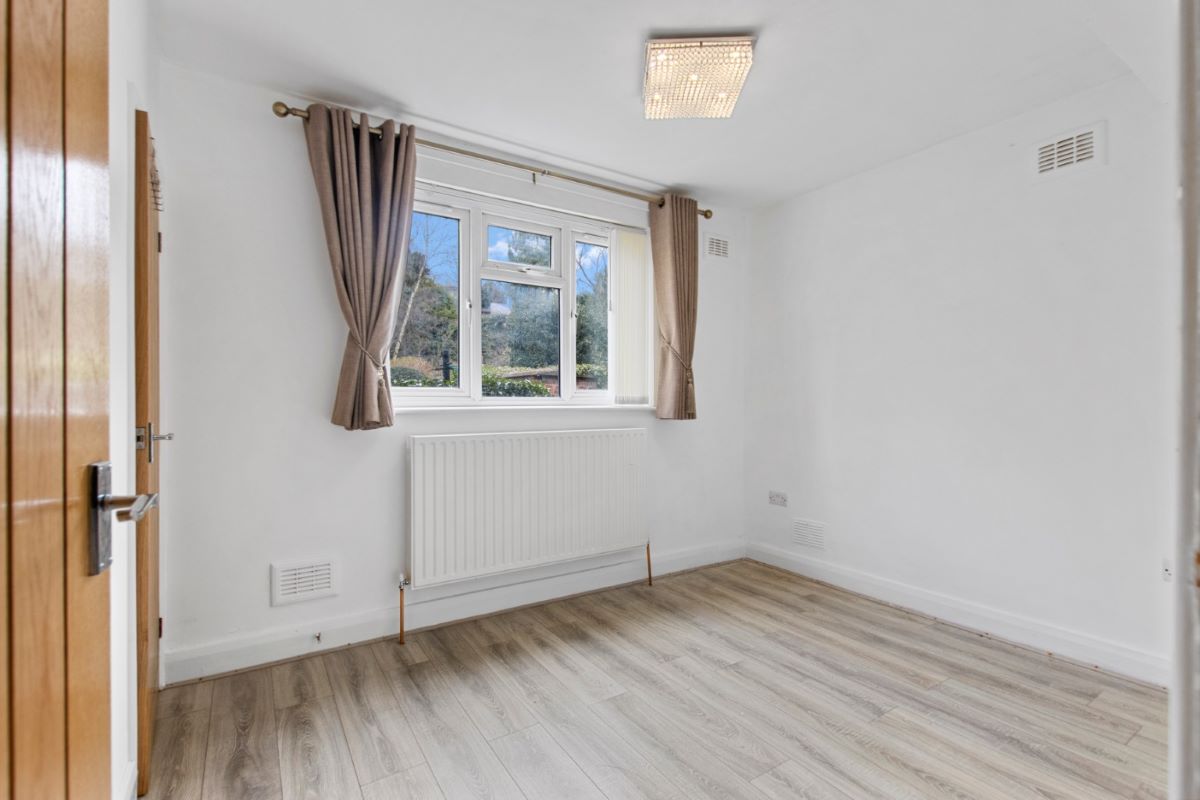 10 Fishpond Drive, The Park Estate, Nottingham, NG7 1DG
