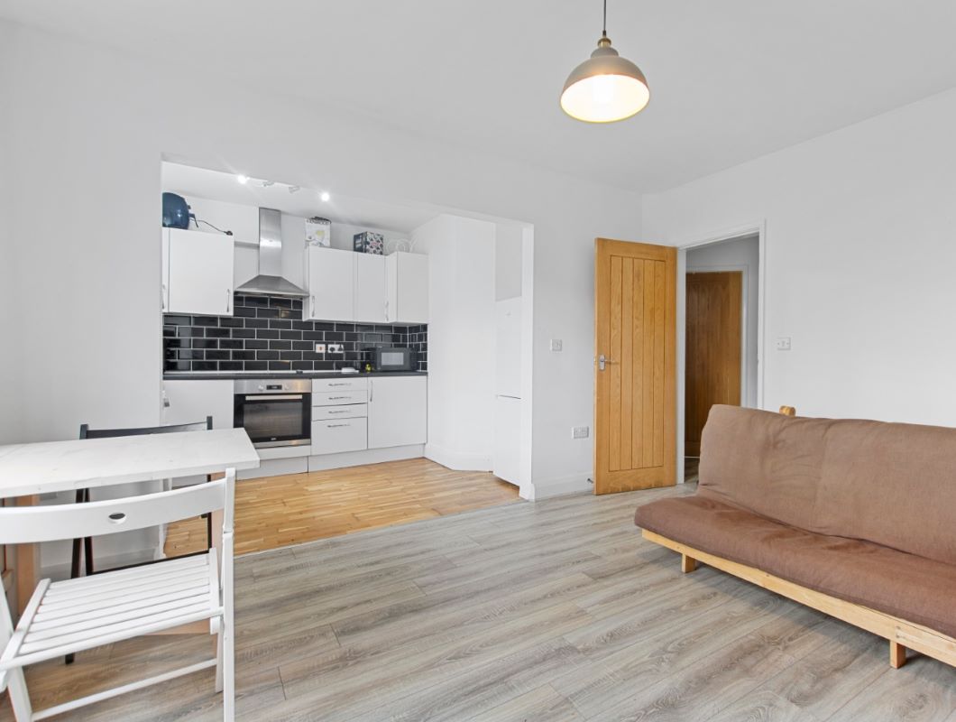 10 Fishpond Drive, The Park Estate, Nottingham, NG7 1DG