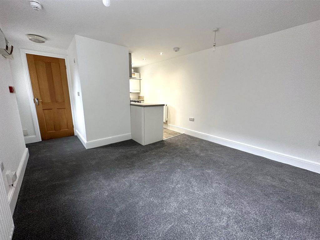 Flat 2, 78 Musters Road, West Bridgford, Nottingham, NG2 7PS