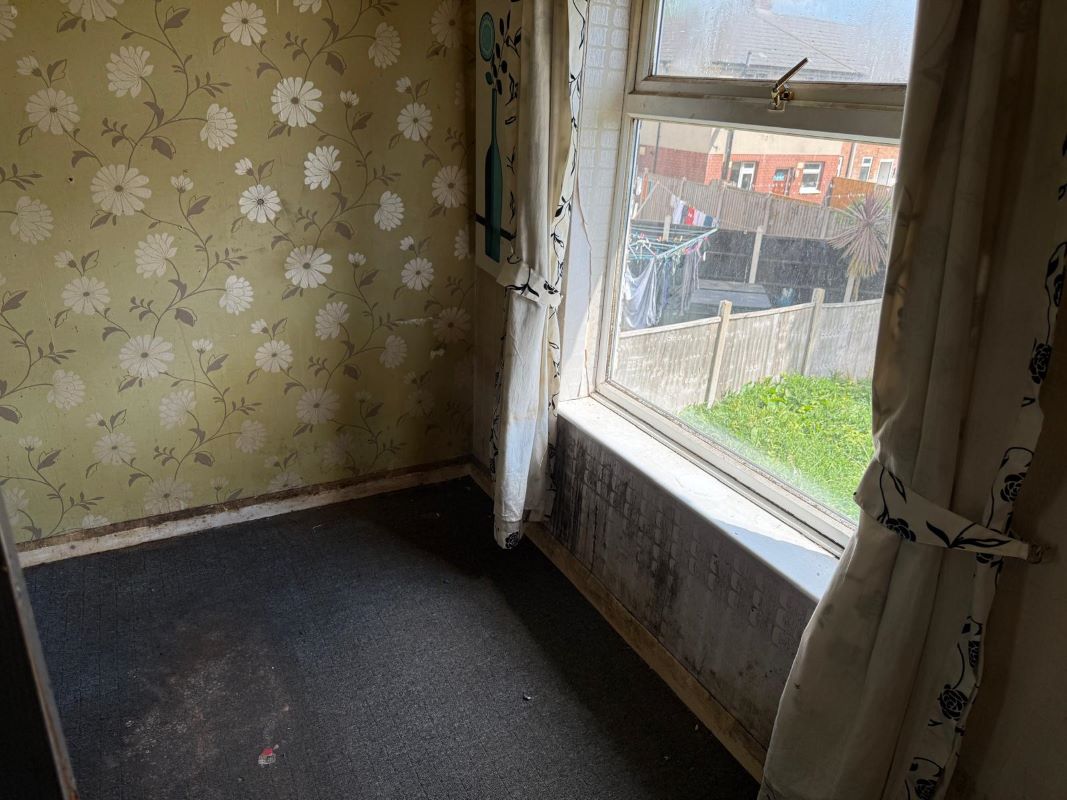 38 Conway Road, Carlton, Nottingham, NG4 2PX
