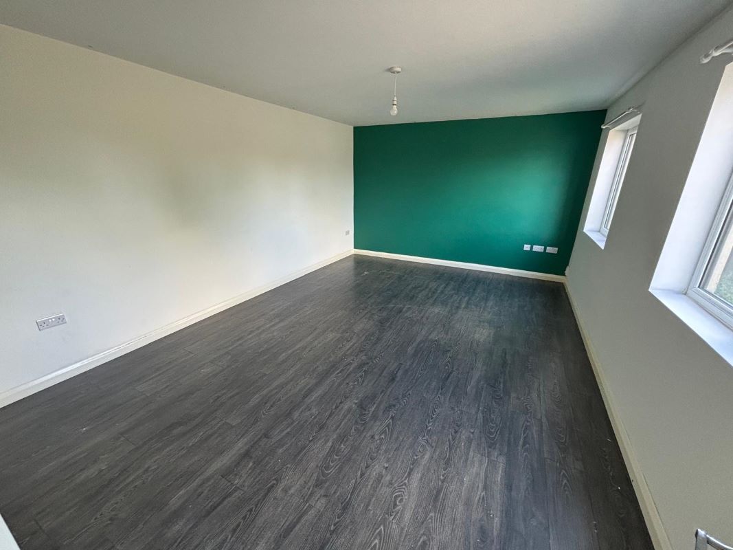 17 Limmen Gardens, Nottingham, NG3 2QA