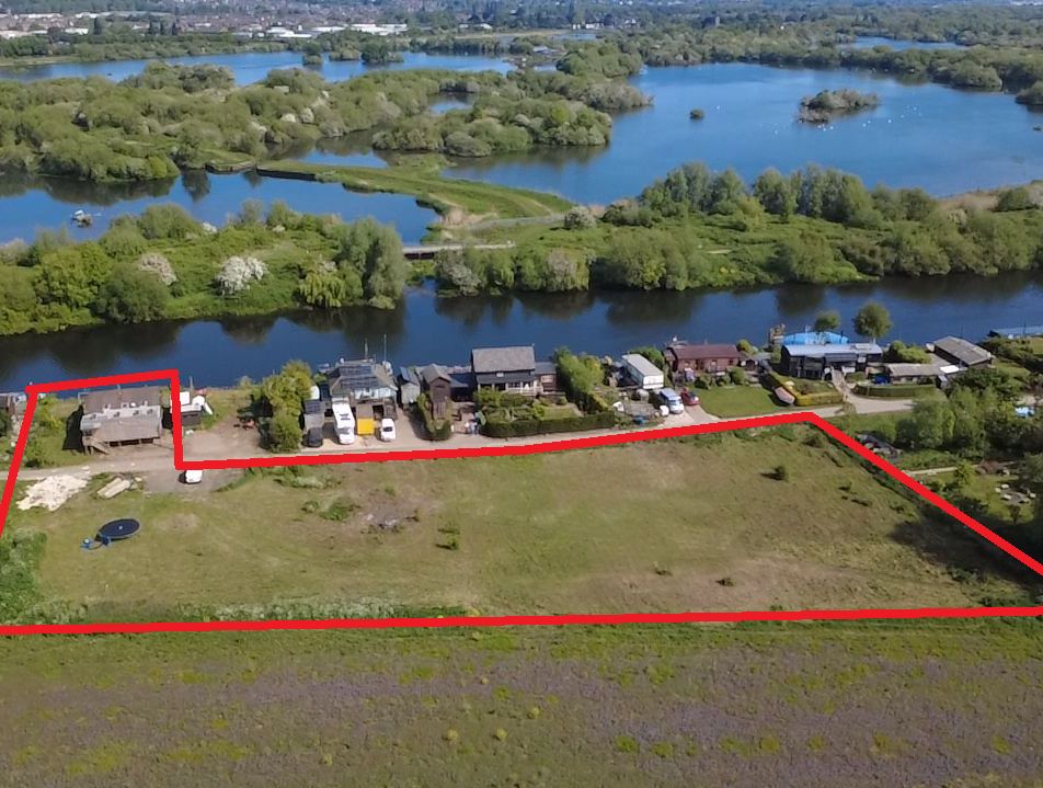 Prickle Pin Lodge, Trent Side, Barton-in-Fabis, Nottingham, NG11 0BL