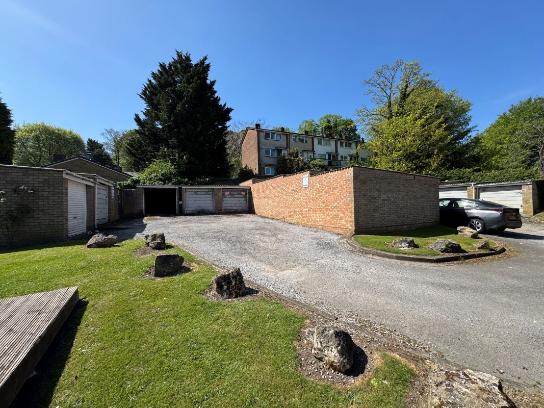 17 lock-up Garages Stockwood Court, Stockwood Crescent, Luton, Bedfordshire, LU1 3ST