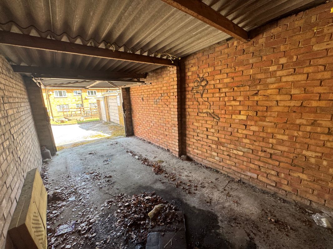 17 lock-up Garages Stockwood Court, Stockwood Crescent, Luton, Bedfordshire, LU1 3ST