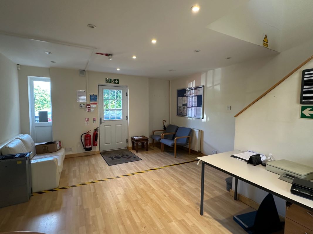 The Barn, Adbolton Lane, West Bridgford, Nottingham, NG2 5AS