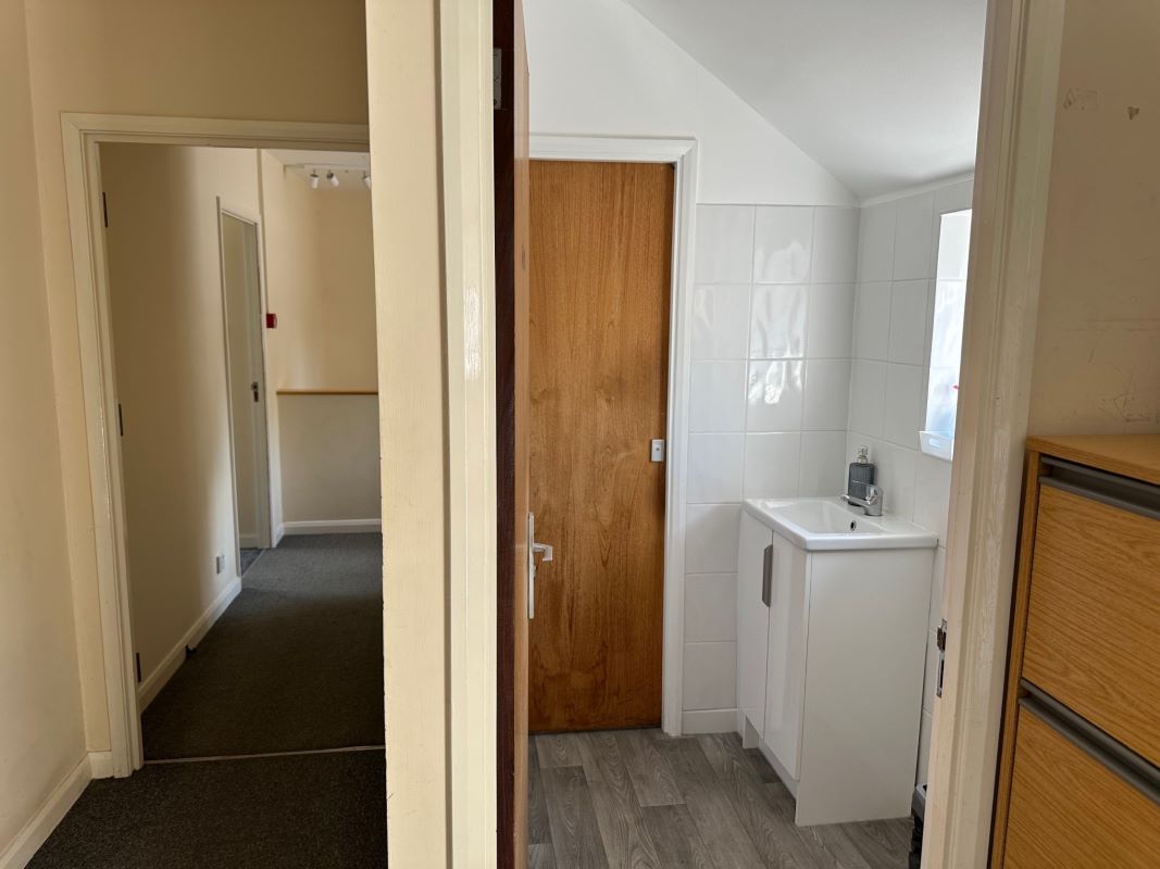 The Barn, Adbolton Lane, West Bridgford, Nottingham, NG2 5AS