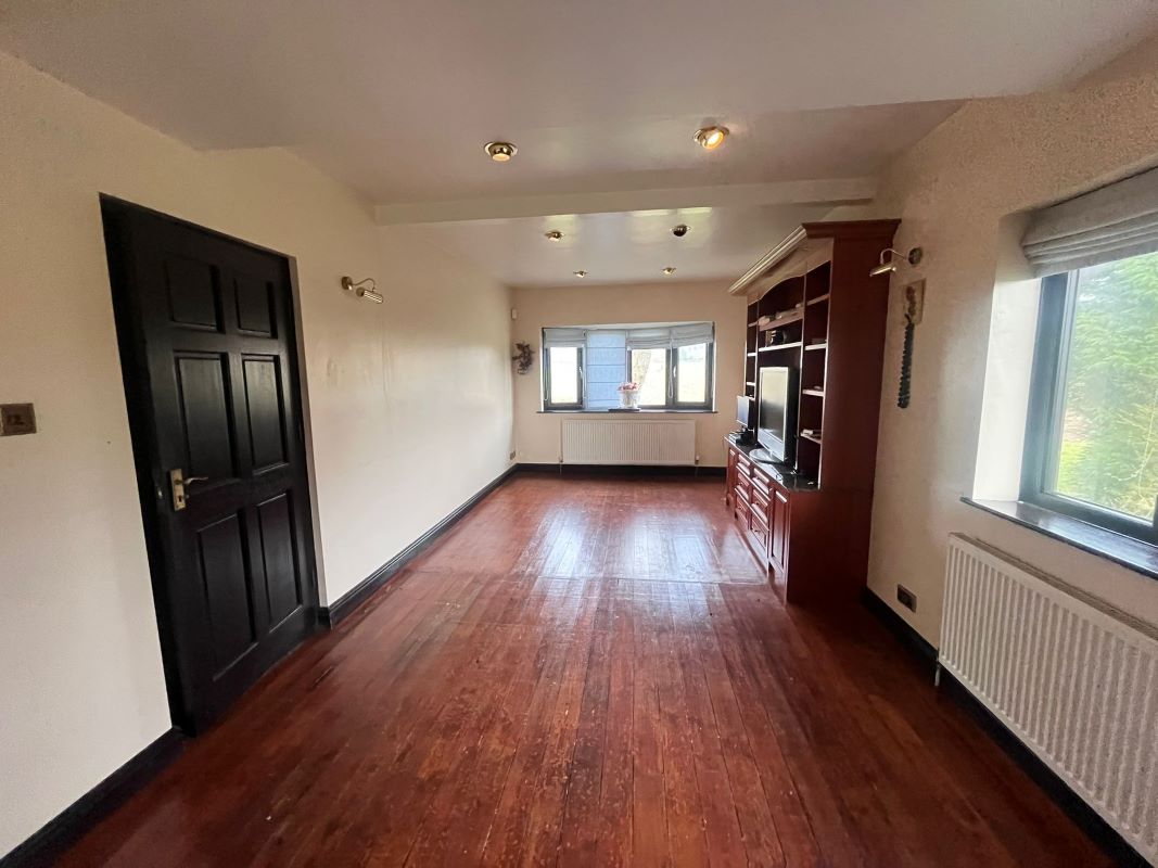 Lido Villa, Moor Lane, Calverton, Nottingham, NG14 6FZ