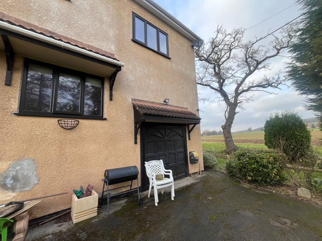 Lido Villa, Moor Lane, Calverton, Nottingham, NG14 6FZ