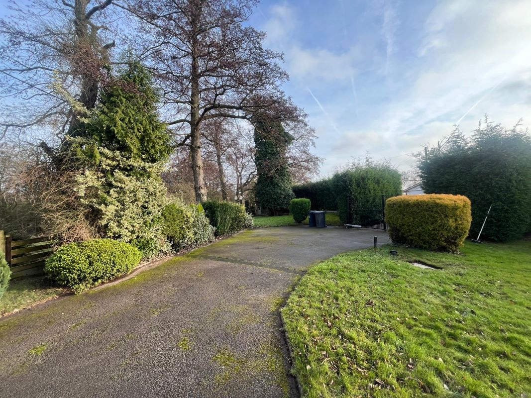 Lido Villa, Moor Lane, Calverton, Nottingham, NG14 6FZ