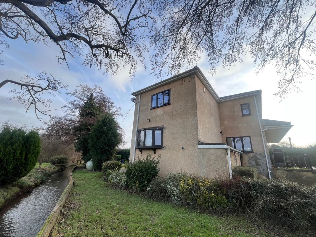 Lido Villa, Moor Lane, Calverton, Nottingham, NG14 6FZ