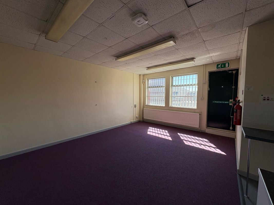 75 Main Street, Bulwell, Nottingham, NG6 8QD