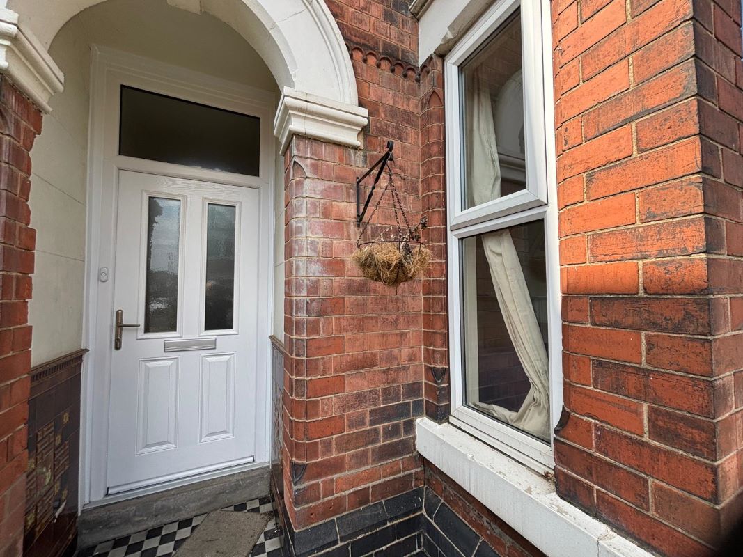 15 Greenfield Street, Dunkirk, Nottingham, NG7 2JN