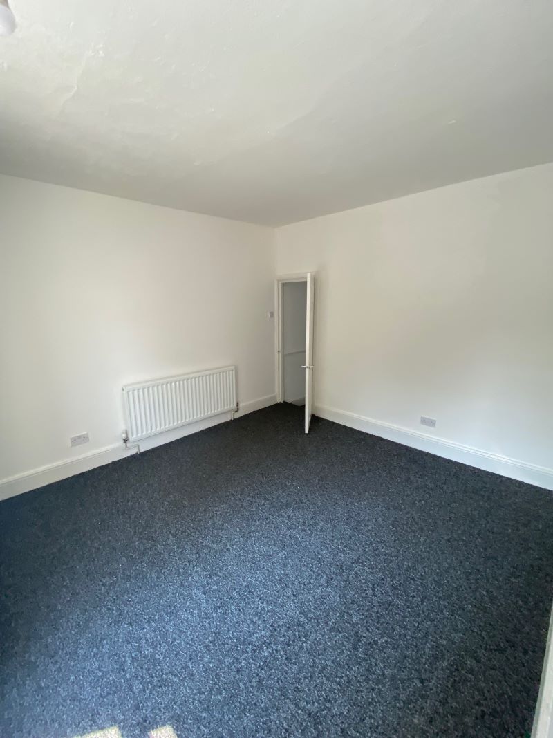 143 Cheapside, Worksop, Nottinghamshire, S80 2JD
