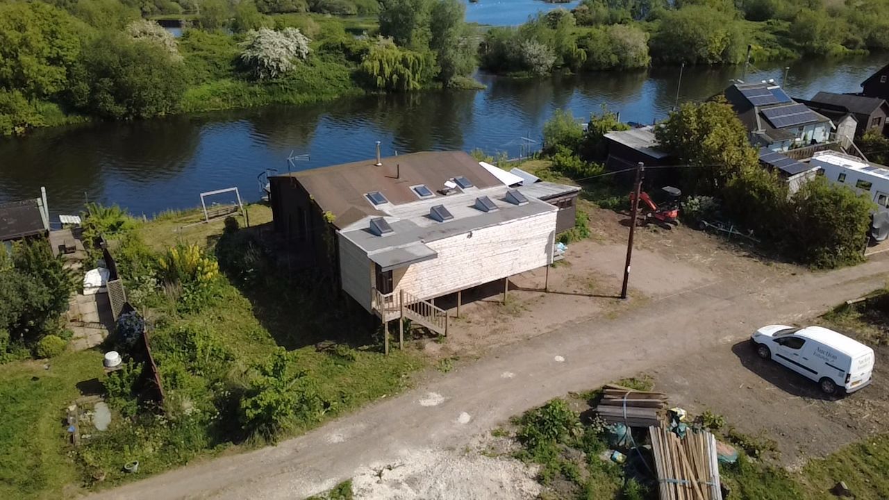 Prickle Pin Lodge, Trent Side, Barton-in-Fabis, Nottingham, NG11 0BL