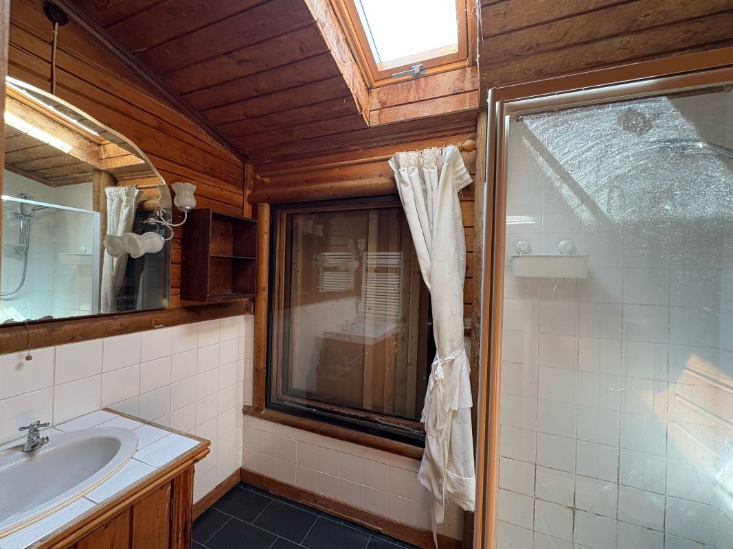 Prickle Pin Lodge, Trent Side, Barton-in-Fabis, Nottingham, NG11 0BL