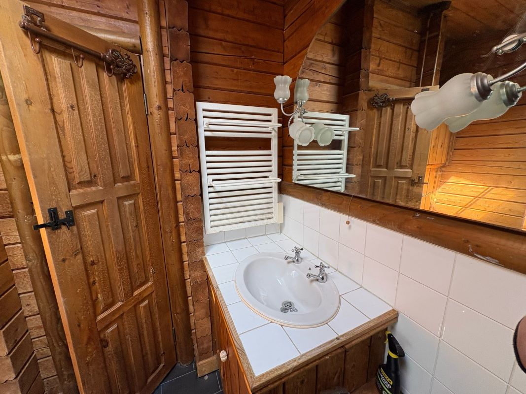 Prickle Pin Lodge, Trent Side, Barton-in-Fabis, Nottingham, NG11 0BL