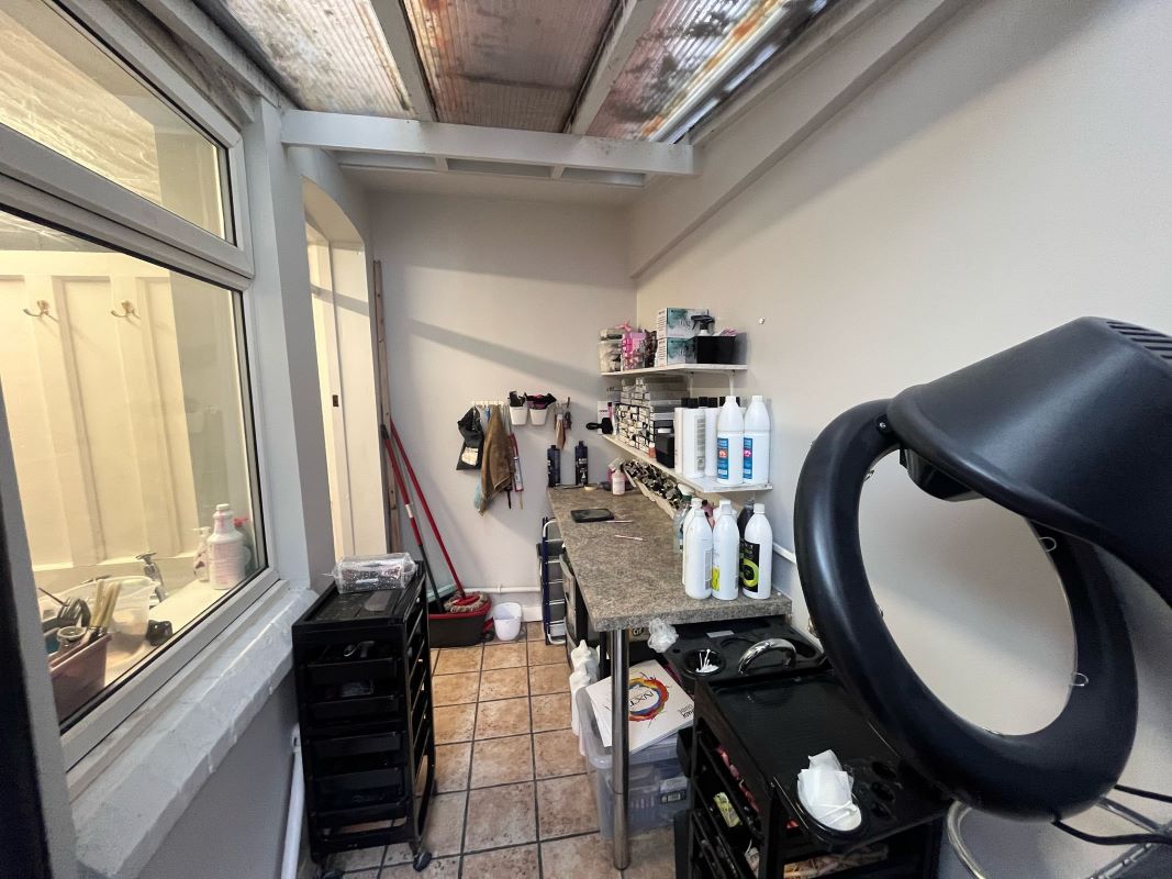 260 Highbury Road, bulwell, Nottingham, NG6 9FE