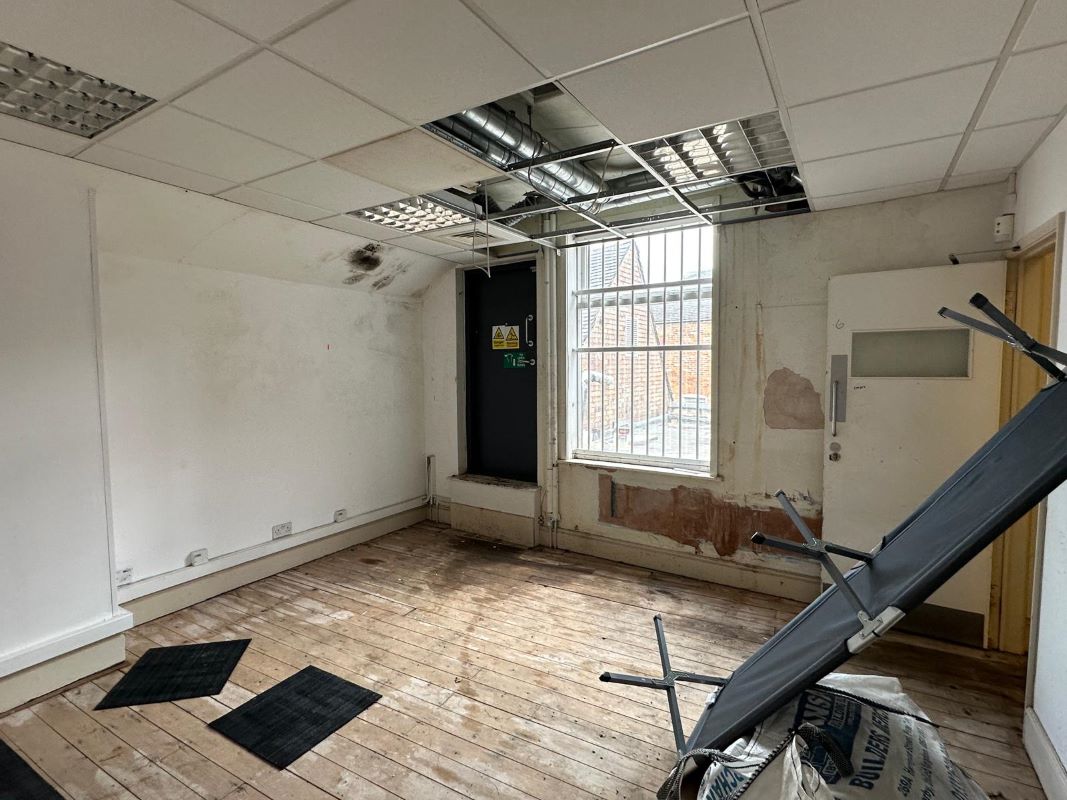 43 Iron Gate, Derby, DE1 3FT