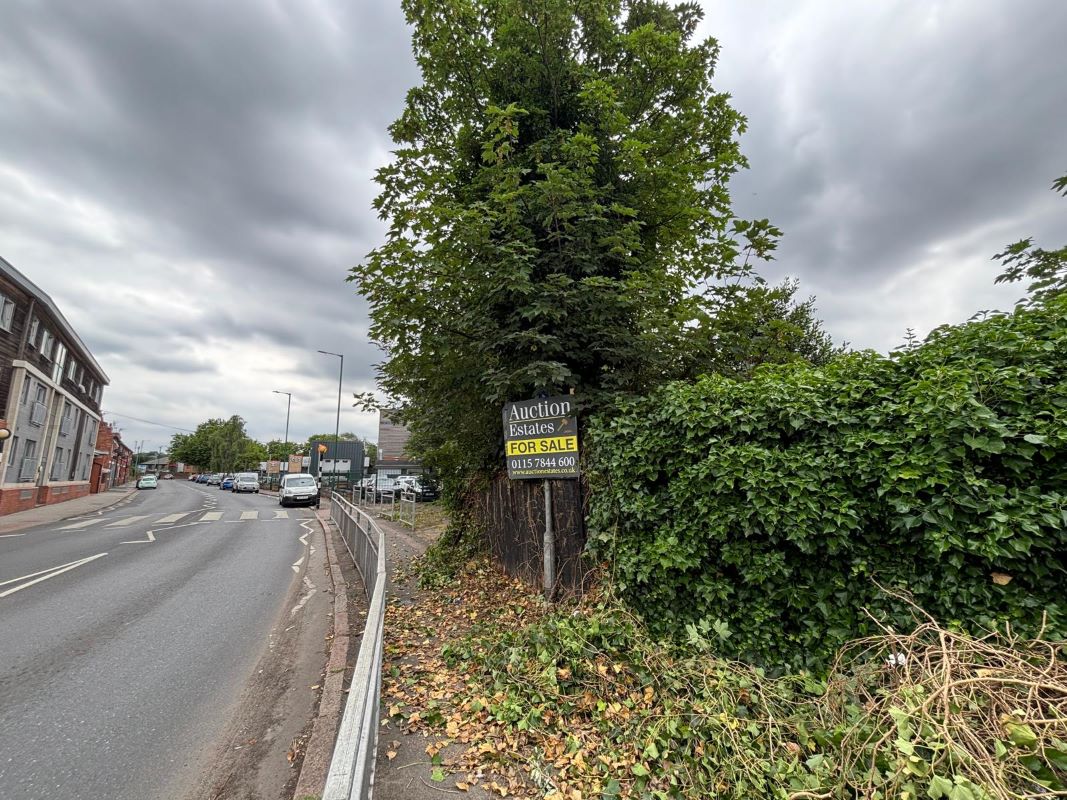 Land off Vernon Road, Nottingham, NG6 0AA