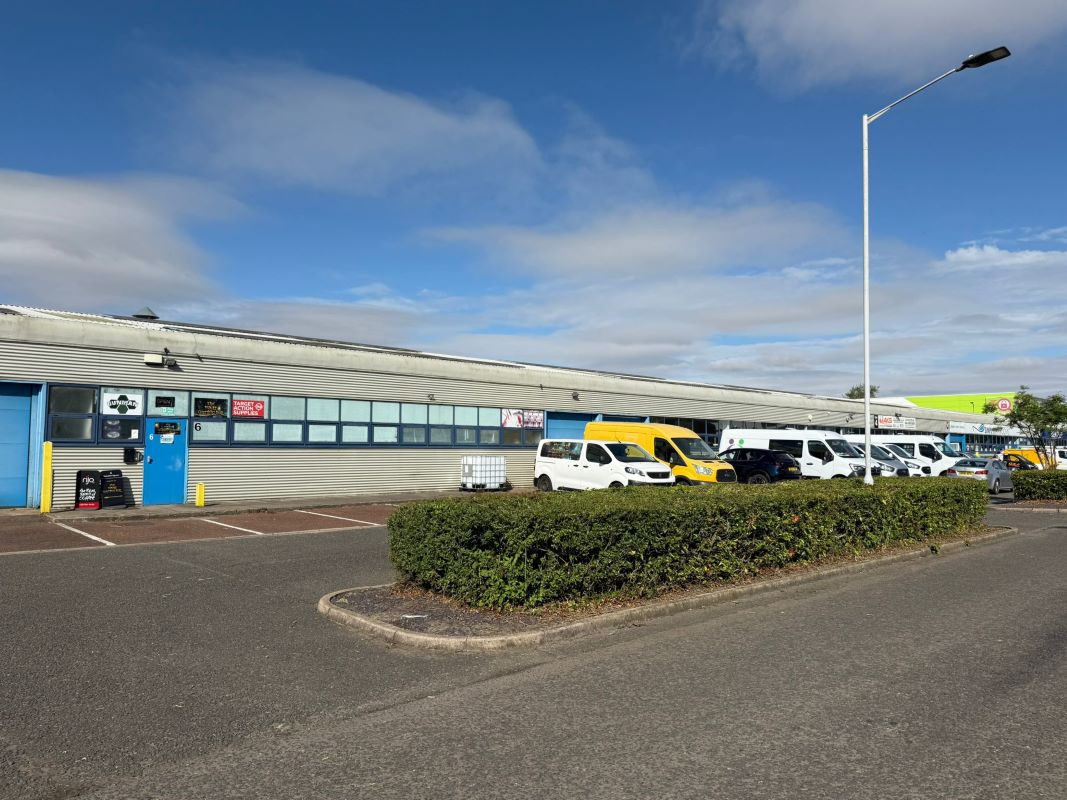 Units 4, 5, 6 & 7, Benedict Square, Werrington, Peterborough, PE4 6GD