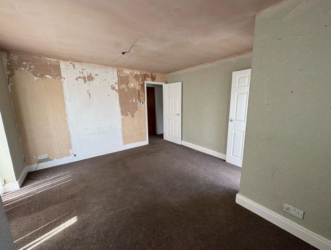42A Aspley Park Drive, Nottingham, NG8 3EG