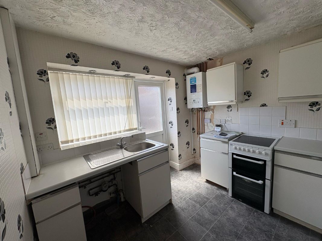 42A Aspley Park Drive, Nottingham, NG8 3EG