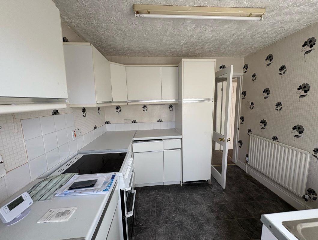 42A Aspley Park Drive, Nottingham, NG8 3EG