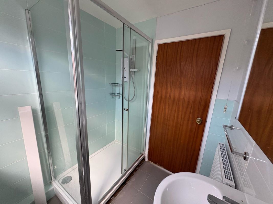 42A Aspley Park Drive, Nottingham, NG8 3EG