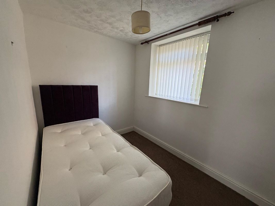 42A Aspley Park Drive, Nottingham, NG8 3EG
