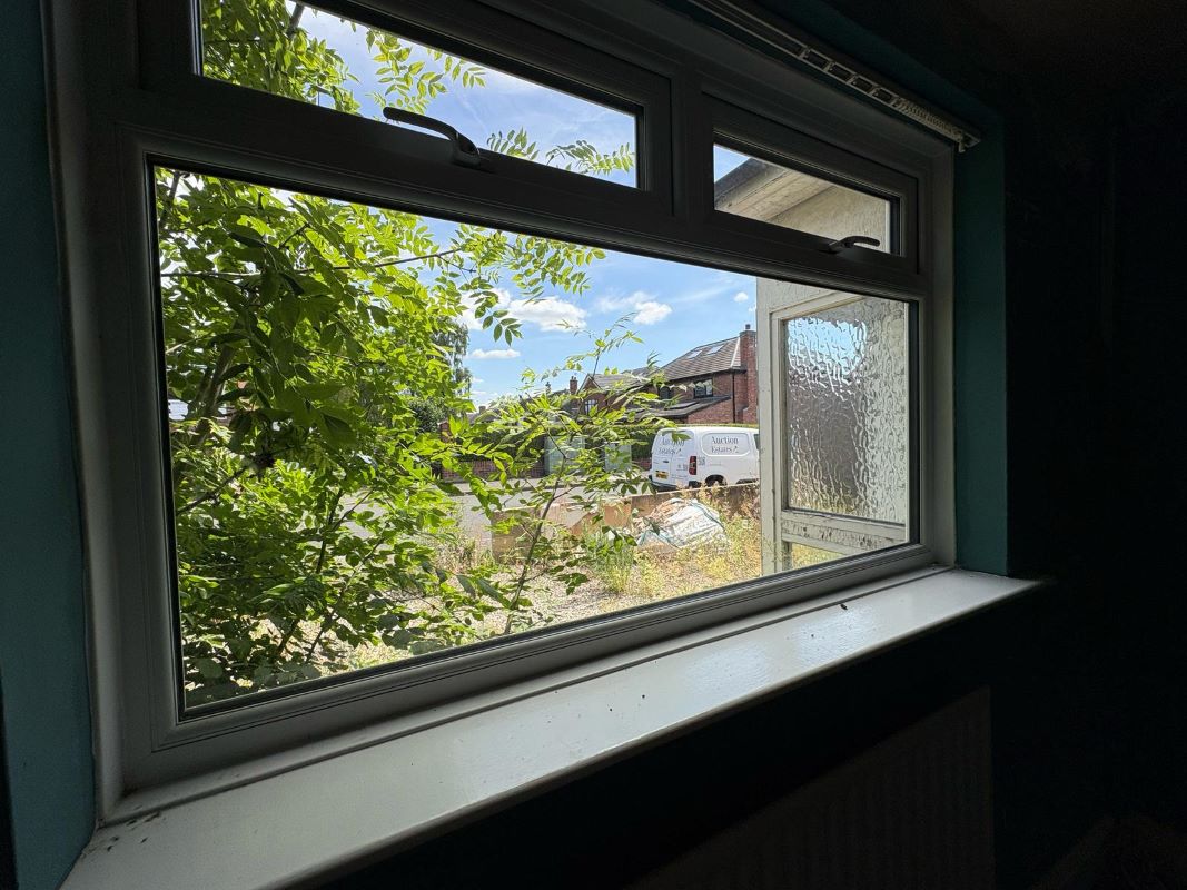 42A Aspley Park Drive, Nottingham, NG8 3EG