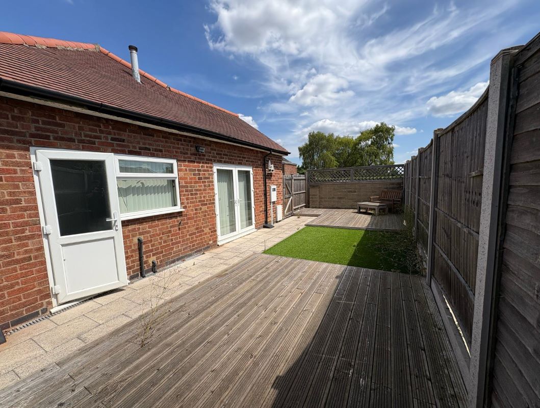 42A Aspley Park Drive, Nottingham, NG8 3EG