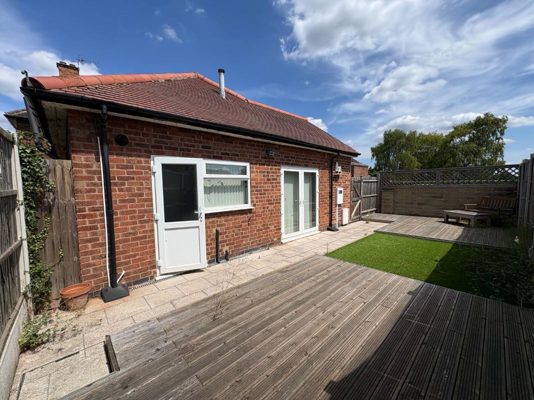 42A Aspley Park Drive, Nottingham, NG8 3EG