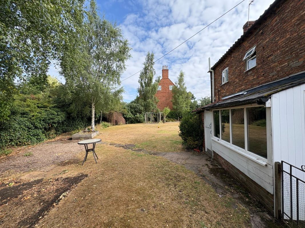 Wingrove Cottage, Main Road, Besthorpe, Newark, NG23 7HR