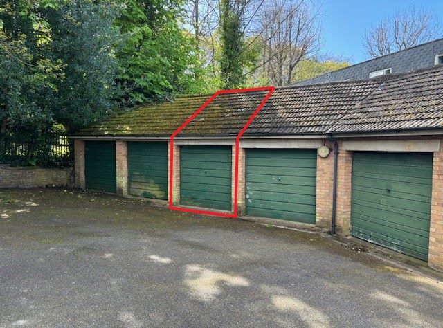 Garage 3 Cluff Court, Junction Road, Warley, Brentwood, Essex, CM14 5JW