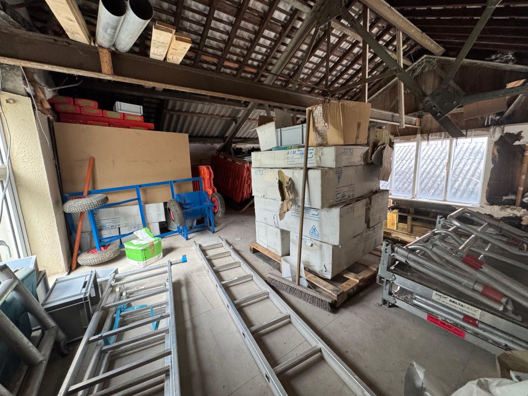 Workshop and Land, Southwell Lane, Kirkby-in-Ashfield, Nottinghamshire, NG17 8EY