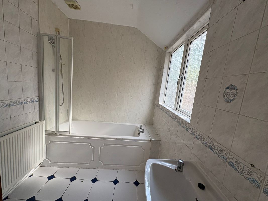 9 Corby Road, Nottingham, NG3 5HF