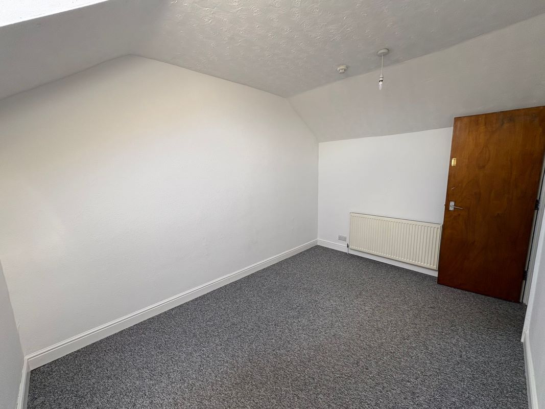 9 Corby Road, Nottingham, NG3 5HF