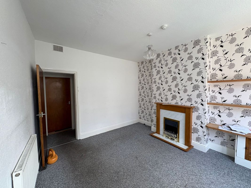 9 Corby Road, Nottingham, NG3 5HF