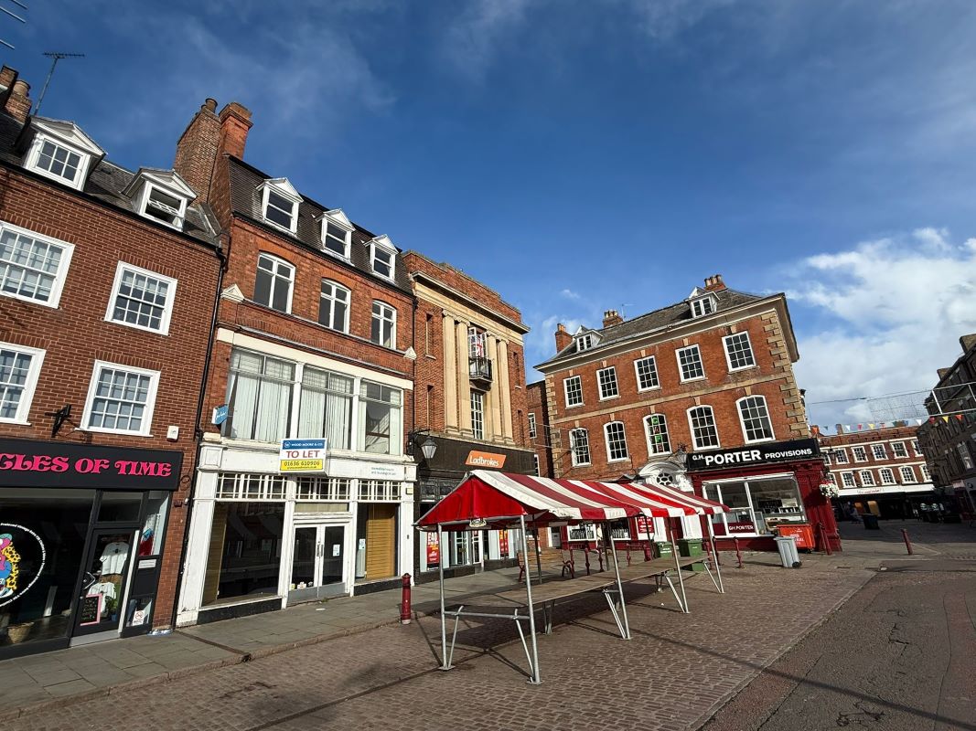 21 Market Place, Newark on Trent, Nottinghamshire, NG24 1EA