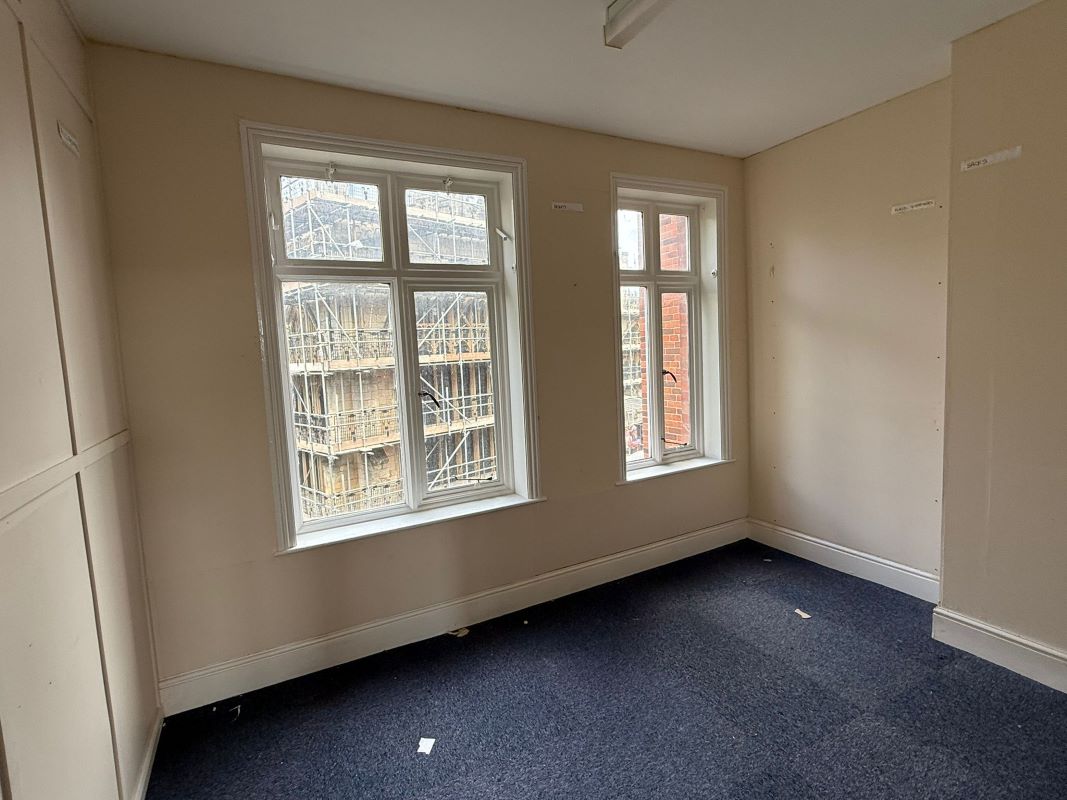 21 Market Place, Newark on Trent, Nottinghamshire, NG24 1EA